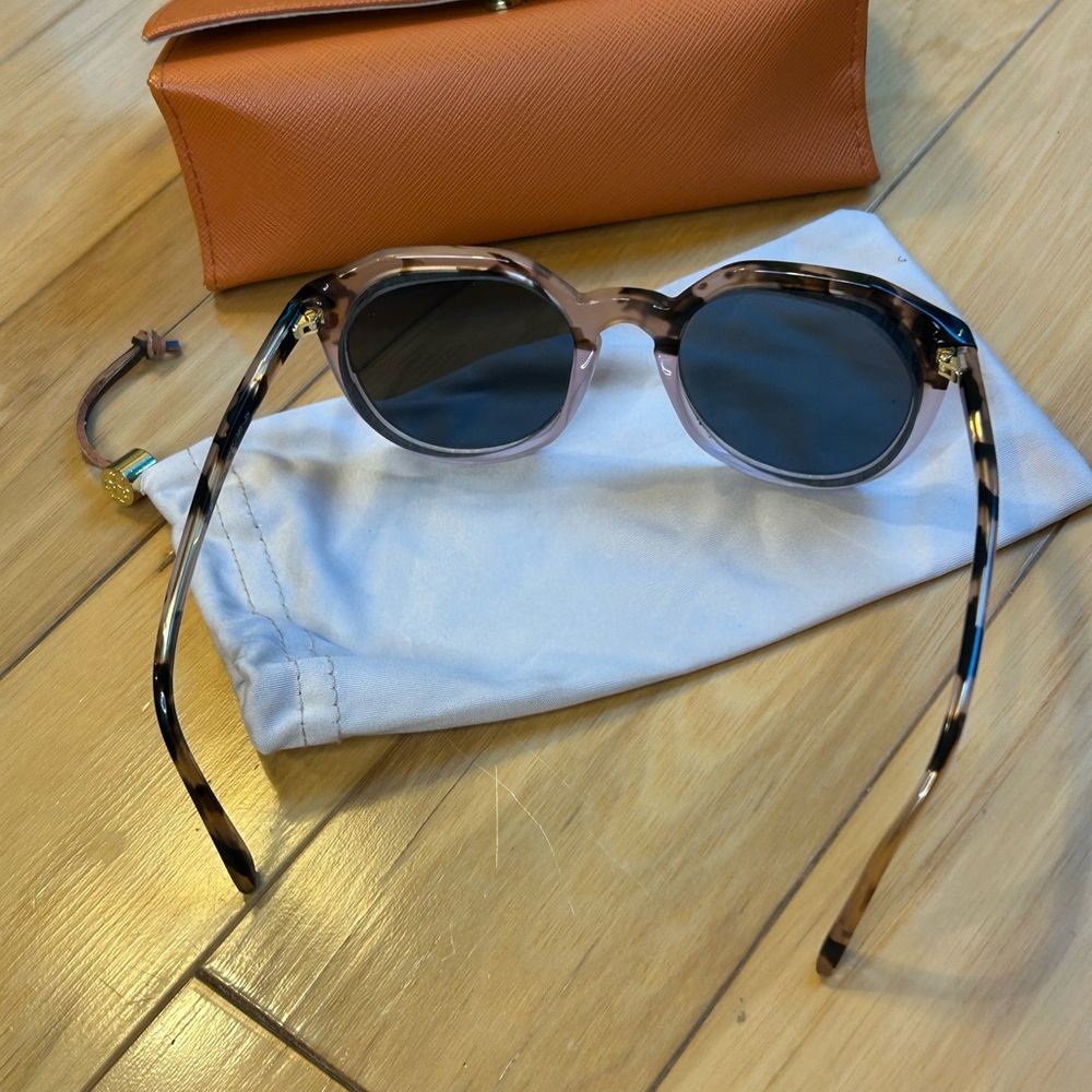 Tory Burch Brown Tortoise Sunglasses - Picture 9 of 14